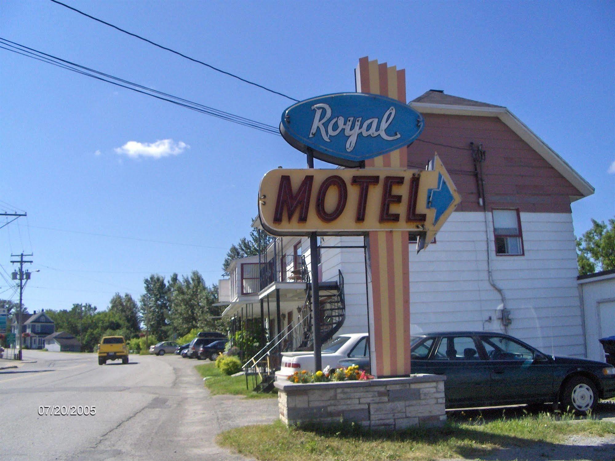 Motel Royal Cabano Exteriér fotografie